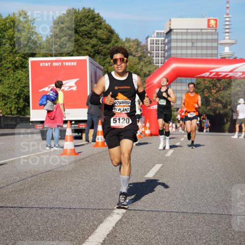 07.09.2025 - BARMER Alsterlauf Yannick Fuchs http://msf.ph/oto/8750729 07.09.2025 09:35:11 Laufen 5120, 3690, 4652 meine-sportfotos.de