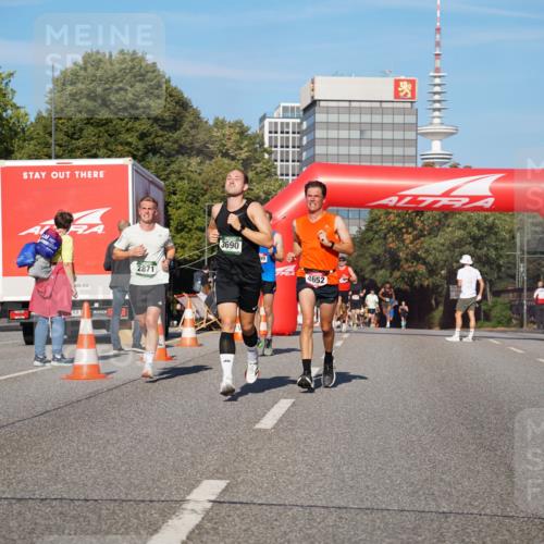 07.09.2025 - BARMER Alsterlauf Yannick Fuchs http://msf.ph/oto/8750772 07.09.2025 09:35:13 Laufen 2871, 1, 3690, 4652 meine-sportfotos.de