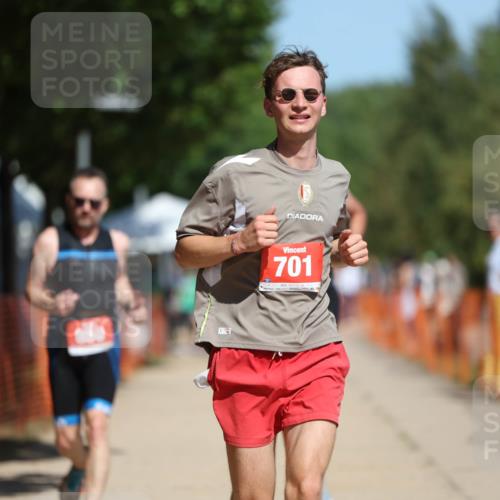07.09.2025 - 19. Norderstedt Triathlon Michael Strokosch http://msf.ph/oto/8750773 07.09.2025 12:44:11 Laufen 212, 701, 850 meine-sportfotos.de
