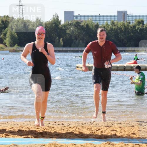 07.09.2025 - 19. Norderstedt Triathlon Luisa Fischer http://msf.ph/oto/8750774 07.09.2025 11:17:07 Schwimmen 280, 1288 meine-sportfotos.de