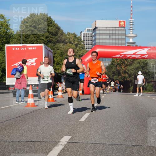 07.09.2025 - BARMER Alsterlauf Yannick Fuchs http://msf.ph/oto/8750780 07.09.2025 09:35:13 Laufen 1, 3690, 4652 meine-sportfotos.de