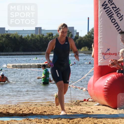 07.09.2025 - 19. Norderstedt Triathlon Luisa Fischer http://msf.ph/oto/8750837 07.09.2025 11:17:22 Schwimmen 280, 773 meine-sportfotos.de