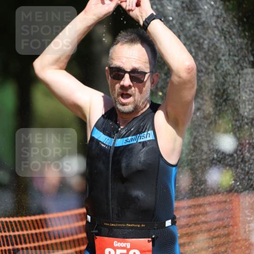 07.09.2025 - 19. Norderstedt Triathlon Michael Strokosch http://msf.ph/oto/8750848 07.09.2025 12:44:15 Laufen 212, 701, 850 meine-sportfotos.de