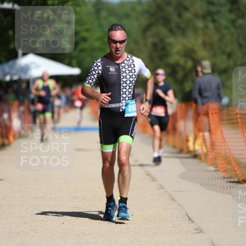 07.09.2025 - 19. Norderstedt Triathlon Michael Strokosch http://msf.ph/oto/8750868 07.09.2025 12:44:24 Laufen 898, 1361 meine-sportfotos.de