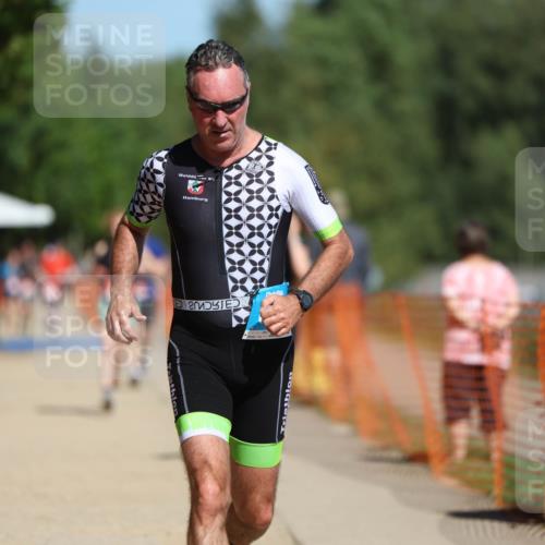 07.09.2025 - 19. Norderstedt Triathlon Michael Strokosch http://msf.ph/oto/8750906 07.09.2025 12:44:26 Laufen 208, 898, 1361 meine-sportfotos.de
