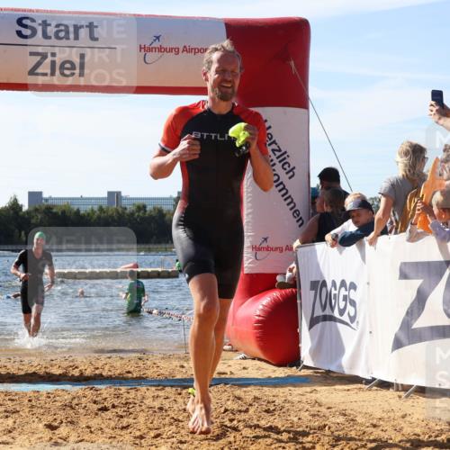 07.09.2025 - 19. Norderstedt Triathlon Luisa Fischer http://msf.ph/oto/8750943 07.09.2025 11:18:00 Schwimmen 736, 1357 meine-sportfotos.de