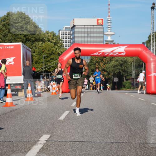 07.09.2025 - BARMER Alsterlauf Yannick Fuchs http://msf.ph/oto/8751096 07.09.2025 09:35:26 Laufen 3561, 4042 meine-sportfotos.de