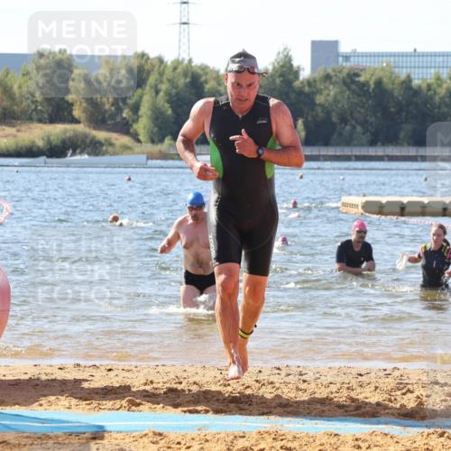 07.09.2025 - 19. Norderstedt Triathlon Luisa Fischer http://msf.ph/oto/8751135 07.09.2025 11:18:35 Schwimmen 148, 253, 278, 826, 1217, 1306 meine-sportfotos.de