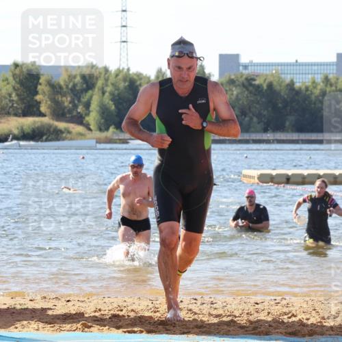 07.09.2025 - 19. Norderstedt Triathlon Luisa Fischer http://msf.ph/oto/8751145 07.09.2025 11:18:35 Schwimmen 148, 253, 278, 826, 1217, 1306 meine-sportfotos.de