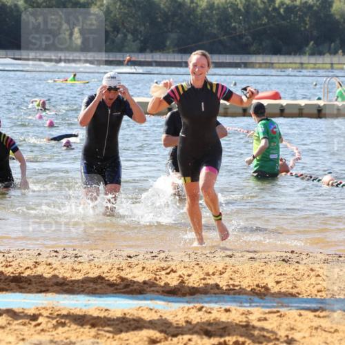 07.09.2025 - 19. Norderstedt Triathlon Luisa Fischer http://msf.ph/oto/8751200 07.09.2025 11:18:41 Schwimmen 148, 801, 822, 826, 1217, 1306 meine-sportfotos.de
