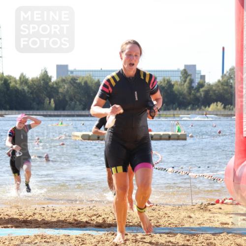 07.09.2025 - 19. Norderstedt Triathlon Luisa Fischer http://msf.ph/oto/8751222 07.09.2025 11:18:44 Schwimmen 191, 299, 801, 822, 826, 1217, 1306 meine-sportfotos.de