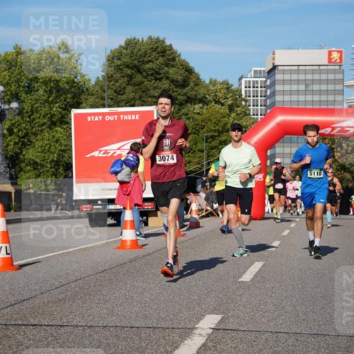 07.09.2025 - BARMER Alsterlauf Yannick Fuchs http://msf.ph/oto/8751233 07.09.2025 09:35:30 Laufen 3074, 5118 meine-sportfotos.de
