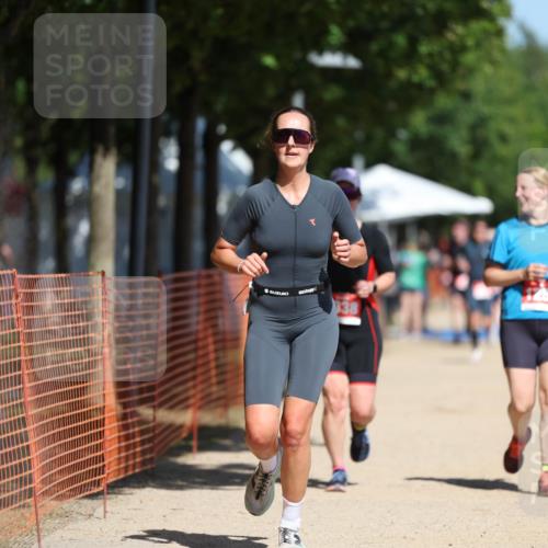 07.09.2025 - 19. Norderstedt Triathlon Michael Strokosch http://msf.ph/oto/8751265 07.09.2025 12:44:54 Laufen 258, 1252, 1290, 1338 meine-sportfotos.de