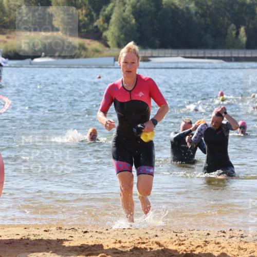 07.09.2025 - 19. Norderstedt Triathlon Luisa Fischer http://msf.ph/oto/8751313 07.09.2025 11:18:56 Schwimmen 155, 191, 299, 801, 822 meine-sportfotos.de