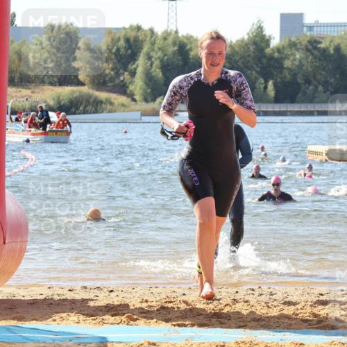 07.09.2025 - 19. Norderstedt Triathlon Luisa Fischer http://msf.ph/oto/8751398 07.09.2025 11:19:05 Schwimmen 155, 184, 1371 meine-sportfotos.de