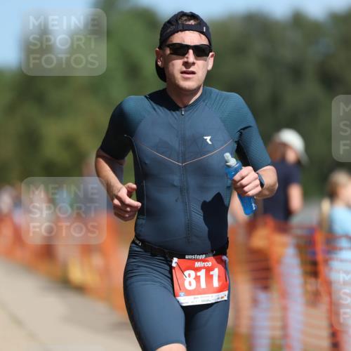 07.09.2025 - 19. Norderstedt Triathlon Michael Strokosch http://msf.ph/oto/8751434 07.09.2025 12:45:05 Laufen 811, 1241 meine-sportfotos.de