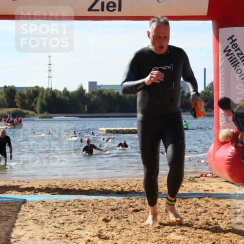 07.09.2025 - 19. Norderstedt Triathlon Luisa Fischer http://msf.ph/oto/8751447 07.09.2025 11:19:10 Schwimmen 155, 184, 1371 meine-sportfotos.de