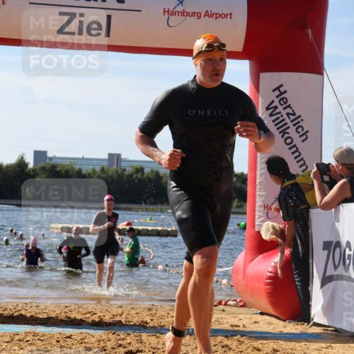 07.09.2025 - 19. Norderstedt Triathlon Luisa Fischer http://msf.ph/oto/8751468 07.09.2025 11:19:18 Schwimmen 184, 201, 303, 1371 meine-sportfotos.de