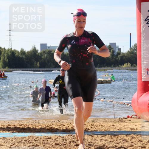 07.09.2025 - 19. Norderstedt Triathlon Luisa Fischer http://msf.ph/oto/8751494 07.09.2025 11:19:23 Schwimmen 201, 303, 1246, 1265 meine-sportfotos.de