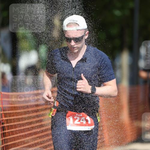 07.09.2025 - 19. Norderstedt Triathlon Michael Strokosch http://msf.ph/oto/8751499 07.09.2025 12:45:11 Laufen 729, 1241, 1343 meine-sportfotos.de