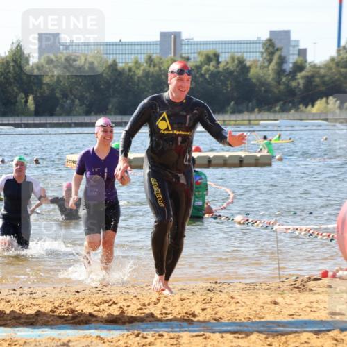 07.09.2025 - 19. Norderstedt Triathlon Luisa Fischer http://msf.ph/oto/8751505 07.09.2025 11:19:26 Schwimmen 201, 303, 815, 1246, 1265 meine-sportfotos.de