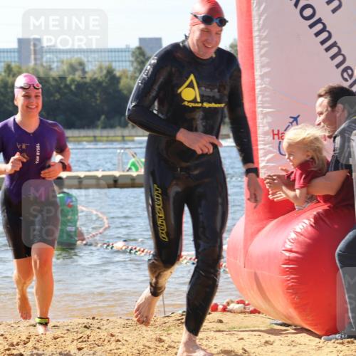 07.09.2025 - 19. Norderstedt Triathlon Luisa Fischer http://msf.ph/oto/8751528 07.09.2025 11:19:28 Schwimmen 201, 303, 815, 1246, 1265 meine-sportfotos.de