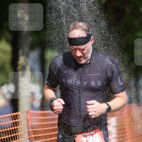 07.09.2025 - 19. Norderstedt Triathlon Michael Strokosch http://msf.ph/oto/8751578 07.09.2025 12:45:15 Laufen 729, 1241, 1343 meine-sportfotos.de
