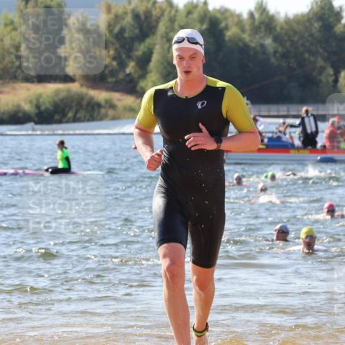 07.09.2025 - 19. Norderstedt Triathlon Luisa Fischer http://msf.ph/oto/8751629 07.09.2025 11:19:42 Schwimmen 279, 803, 815, 1267, 1368 meine-sportfotos.de