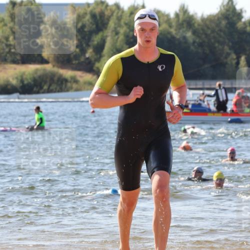 07.09.2025 - 19. Norderstedt Triathlon Luisa Fischer http://msf.ph/oto/8751632 07.09.2025 11:19:42 Schwimmen 279, 803, 815, 1267, 1368 meine-sportfotos.de