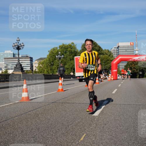 07.09.2025 - BARMER Alsterlauf Yannick Fuchs http://msf.ph/oto/8751674 07.09.2025 09:35:46 Laufen 41, 4594 meine-sportfotos.de