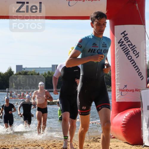 07.09.2025 - 19. Norderstedt Triathlon Luisa Fischer http://msf.ph/oto/8751687 07.09.2025 11:19:56 Schwimmen 136, 279, 286, 763, 803, 849, 861, 1239 meine-sportfotos.de