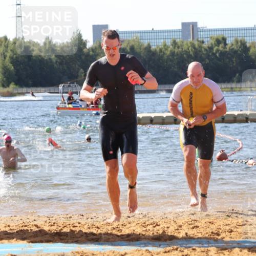 07.09.2025 - 19. Norderstedt Triathlon Luisa Fischer http://msf.ph/oto/8751768 07.09.2025 11:20:04 Schwimmen 136, 286, 763, 795, 846, 849, 861, 1239, 1320 meine-sportfotos.de