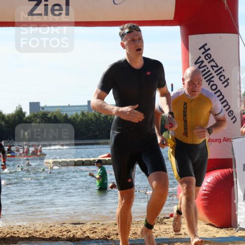 07.09.2025 - 19. Norderstedt Triathlon Luisa Fischer http://msf.ph/oto/8751787 07.09.2025 11:20:07 Schwimmen 136, 286, 795, 846, 849, 861, 1239, 1320 meine-sportfotos.de