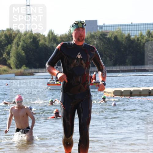 07.09.2025 - 19. Norderstedt Triathlon Luisa Fischer http://msf.ph/oto/8751798 07.09.2025 11:20:08 Schwimmen 136, 149, 286, 795, 846, 849, 861, 1239, 1320 meine-sportfotos.de