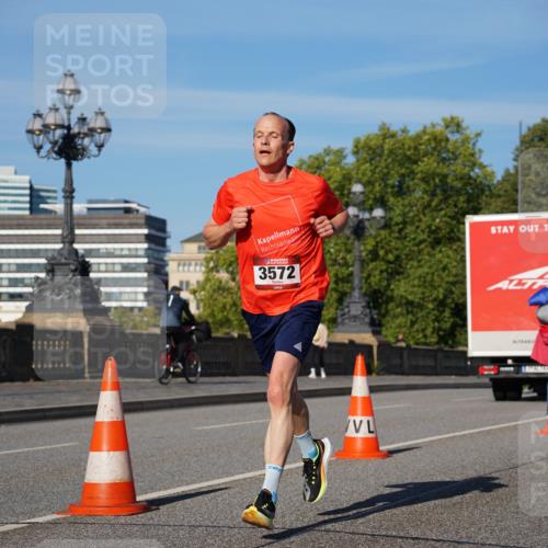 07.09.2025 - BARMER Alsterlauf Yannick Fuchs http://msf.ph/oto/8751800 07.09.2025 09:35:56 Laufen 3572 meine-sportfotos.de