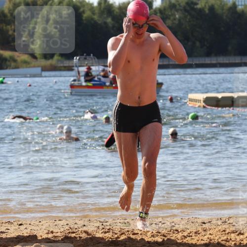 07.09.2025 - 19. Norderstedt Triathlon Luisa Fischer http://msf.ph/oto/8751840 07.09.2025 11:20:13 Schwimmen 136, 149, 286, 795, 846, 1320 meine-sportfotos.de