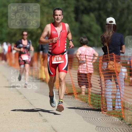 07.09.2025 - 19. Norderstedt Triathlon Michael Strokosch http://msf.ph/oto/8751889 07.09.2025 12:45:39 Laufen 184, 267, 816, 1386, 1397 meine-sportfotos.de