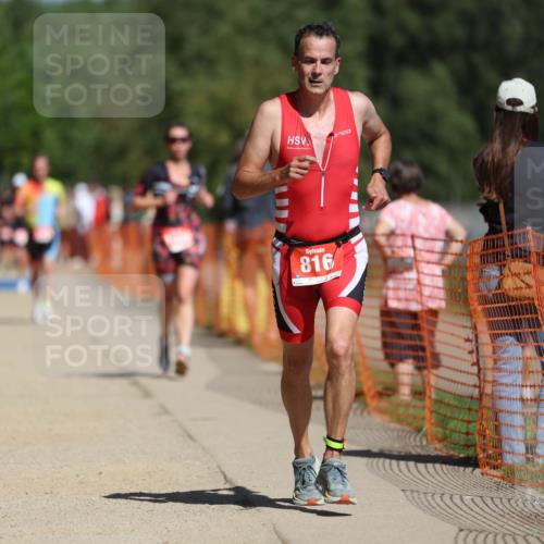 07.09.2025 - 19. Norderstedt Triathlon Michael Strokosch http://msf.ph/oto/8751912 07.09.2025 12:45:40 Laufen 184, 245, 267, 816, 1386, 1397 meine-sportfotos.de
