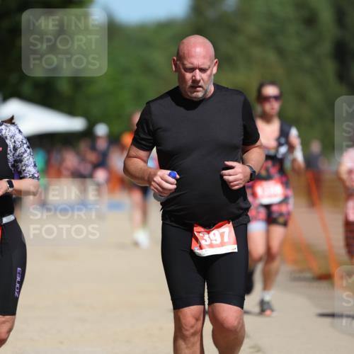 07.09.2025 - 19. Norderstedt Triathlon Michael Strokosch http://msf.ph/oto/8751983 07.09.2025 12:45:43 Laufen 184, 245, 267, 816, 1329, 1386, 1397 meine-sportfotos.de