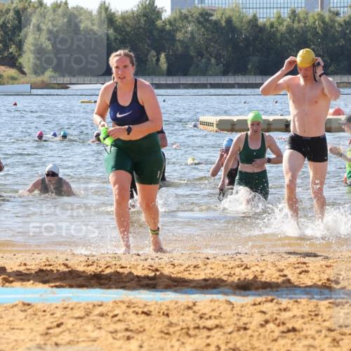 07.09.2025 - 19. Norderstedt Triathlon Luisa Fischer http://msf.ph/oto/8752002 07.09.2025 11:20:47 Schwimmen 138, 140, 720, 1372 meine-sportfotos.de