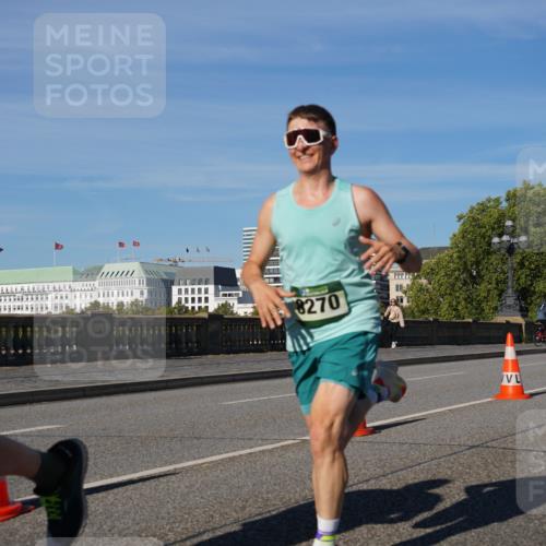 07.09.2025 - BARMER Alsterlauf Yannick Fuchs http://msf.ph/oto/8752026 07.09.2025 09:36:03 Laufen 8270 meine-sportfotos.de