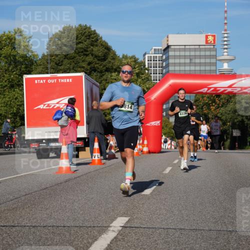 07.09.2025 - BARMER Alsterlauf Yannick Fuchs http://msf.ph/oto/8752138 07.09.2025 09:36:11 Laufen 814, 8336 meine-sportfotos.de