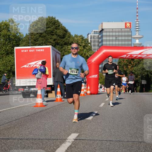 07.09.2025 - BARMER Alsterlauf Yannick Fuchs http://msf.ph/oto/8752146 07.09.2025 09:36:11 Laufen 3814, 8336 meine-sportfotos.de