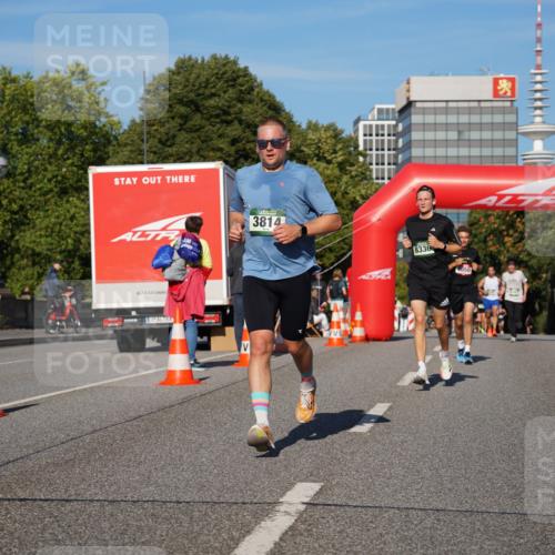 07.09.2025 - BARMER Alsterlauf Yannick Fuchs http://msf.ph/oto/8752160 07.09.2025 09:36:11 Laufen 3814, 8336 meine-sportfotos.de