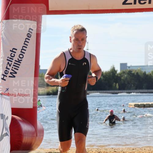 07.09.2025 - 19. Norderstedt Triathlon Luisa Fischer http://msf.ph/oto/8752175 07.09.2025 11:21:42 Schwimmen 267, 778, 860, 1358 meine-sportfotos.de