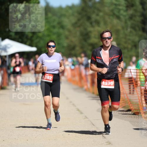 07.09.2025 - 19. Norderstedt Triathlon Michael Strokosch http://msf.ph/oto/8752219 07.09.2025 12:46:05 Laufen 703, 1370, 1382 meine-sportfotos.de