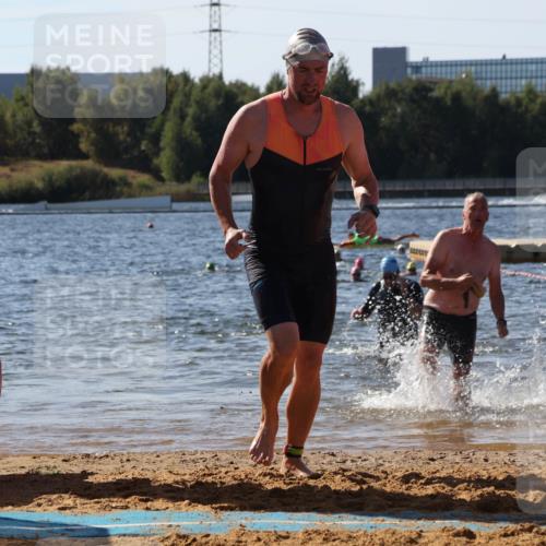 07.09.2025 - 19. Norderstedt Triathlon Luisa Fischer http://msf.ph/oto/8752258 07.09.2025 11:22:15 Schwimmen 233, 287, 1315 meine-sportfotos.de