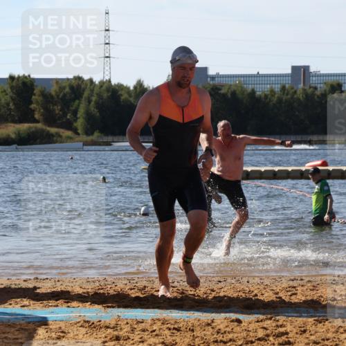 07.09.2025 - 19. Norderstedt Triathlon Luisa Fischer http://msf.ph/oto/8752262 07.09.2025 11:22:16 Schwimmen 233, 287, 1315 meine-sportfotos.de