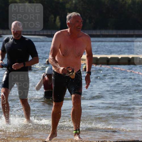 07.09.2025 - 19. Norderstedt Triathlon Luisa Fischer http://msf.ph/oto/8752301 07.09.2025 11:22:21 Schwimmen 233, 234, 287, 1315, 1319 meine-sportfotos.de