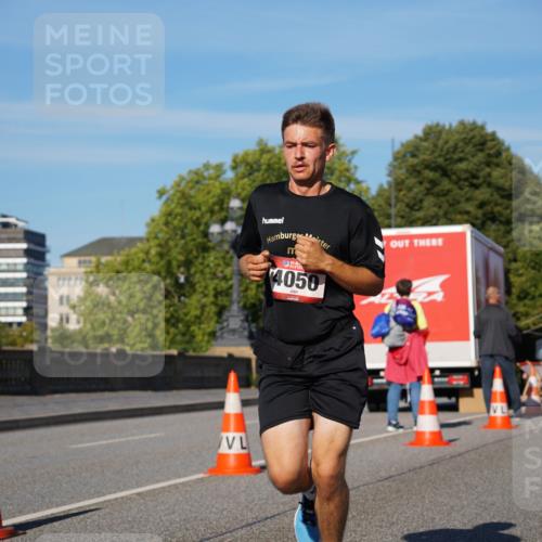 07.09.2025 - BARMER Alsterlauf Yannick Fuchs http://msf.ph/oto/8752311 07.09.2025 09:36:15 Laufen 10, 4050, 3467 meine-sportfotos.de